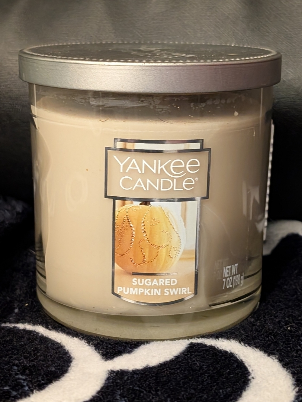 Yankee Candle Sugared Pumpkin Swirl Jar Candle - Cream. 7oz